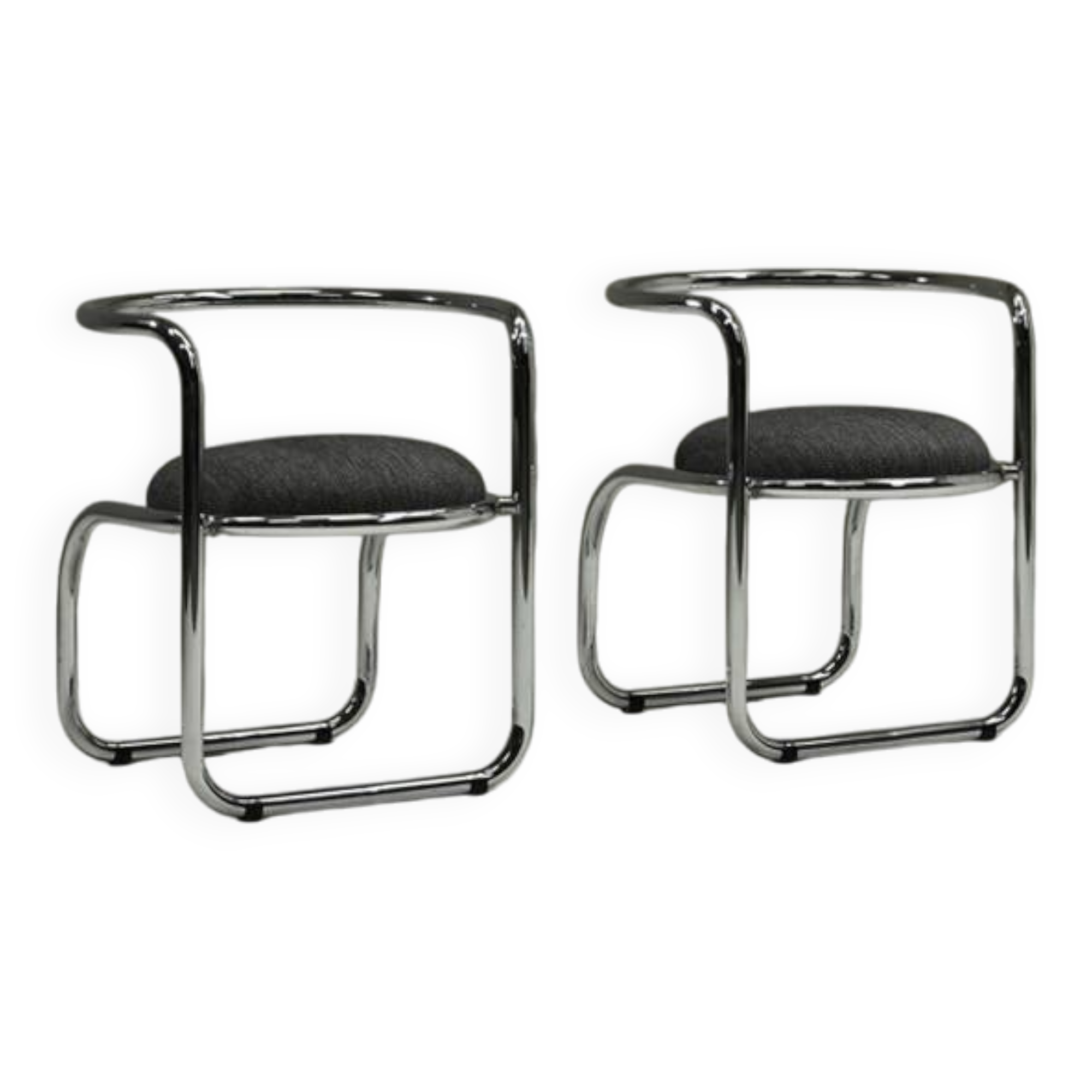 Set of 2 chrome side chairs, 1970s Italy.