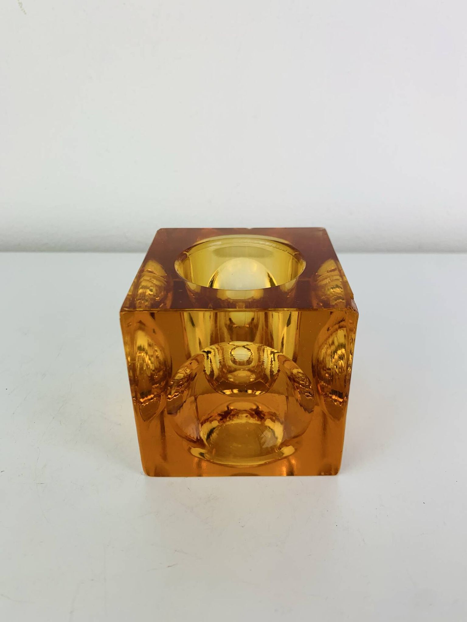 Bougeoir ice cube verre ambré années 60
