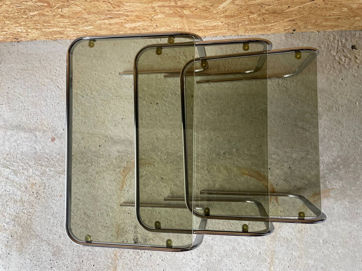 Nesting coffee tables 1970