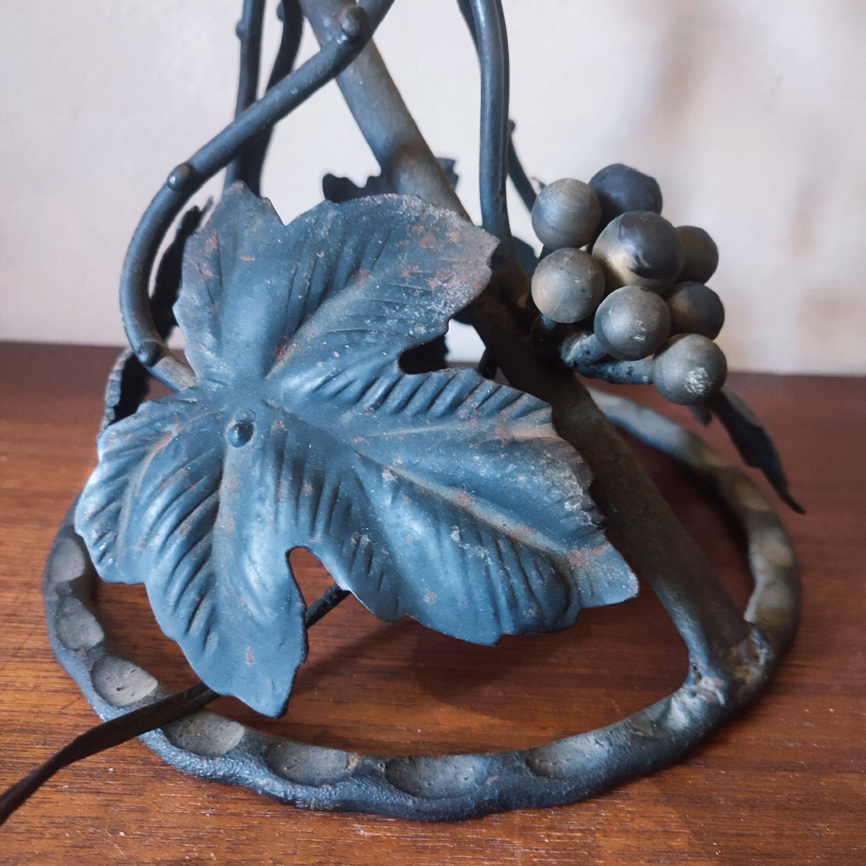 Art Nouveau table lamp