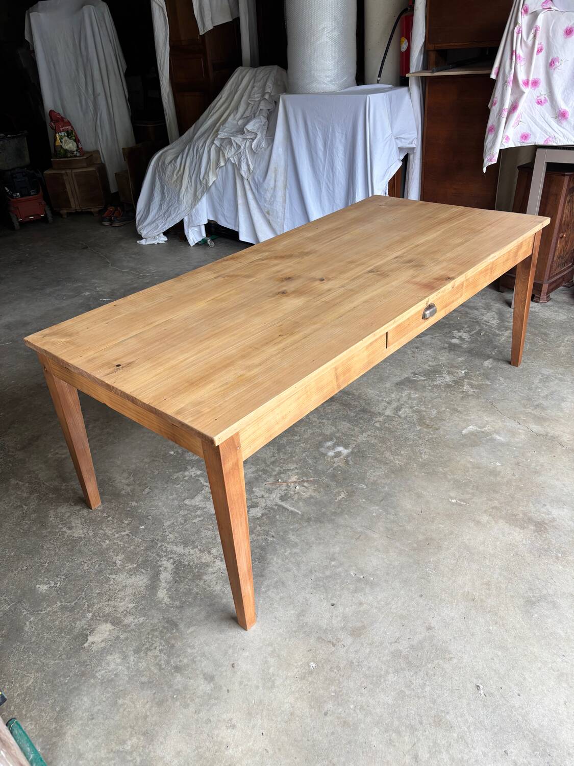 Farmhouse table