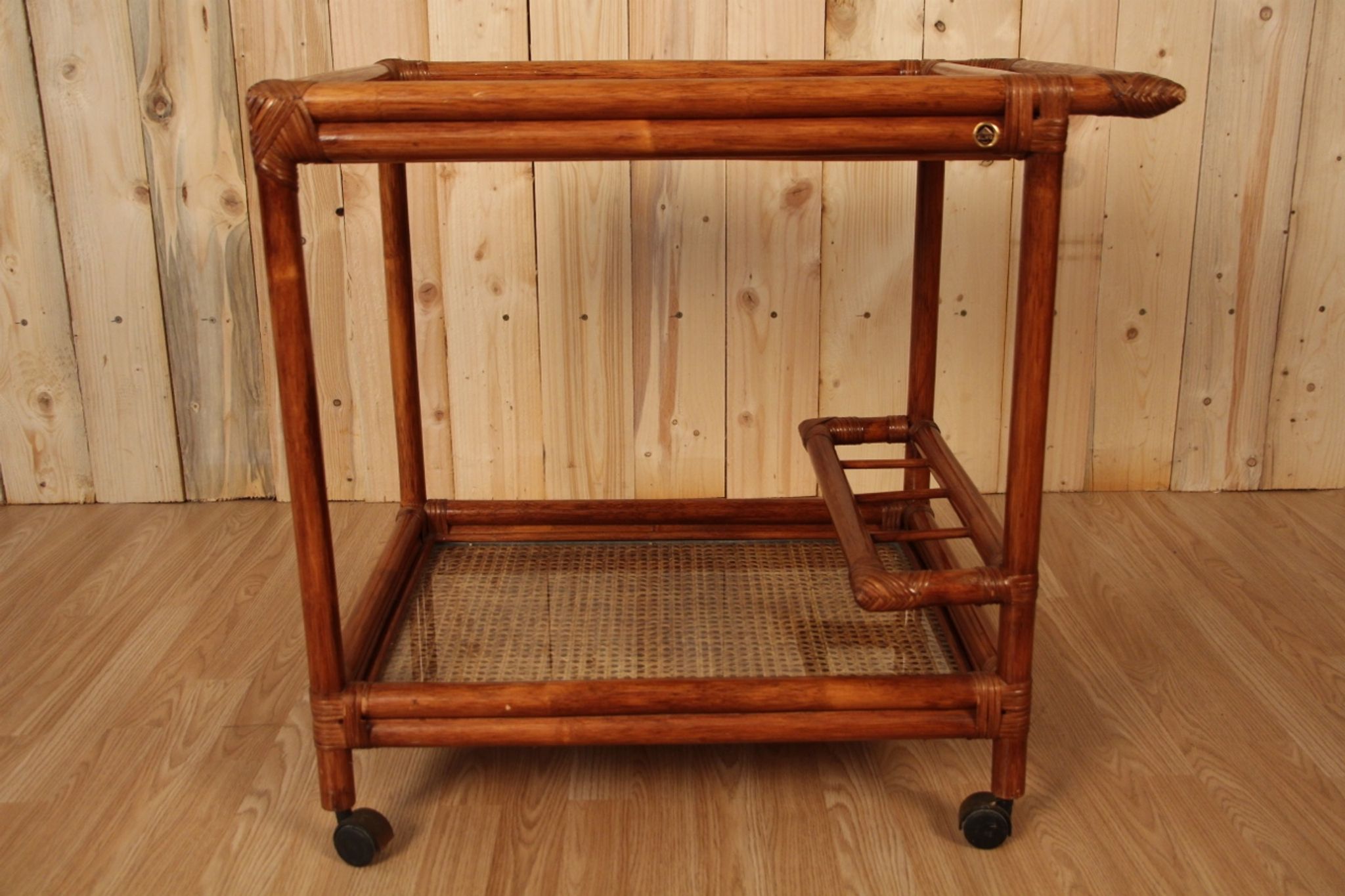 Desserte roulante en rotin et bambou vintage, Almos Italie