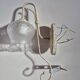 Luminaire applique vintage metal effet vieilli globe en verre avec dessins fleurs