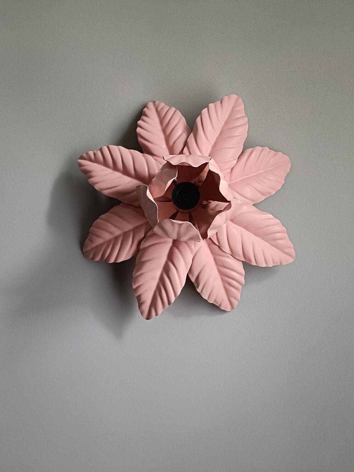 Vintage pink flower wall light