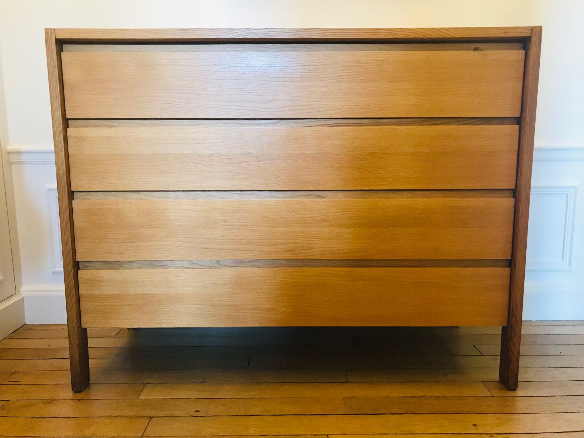 Chest of drawers 4 drawers in solid wood