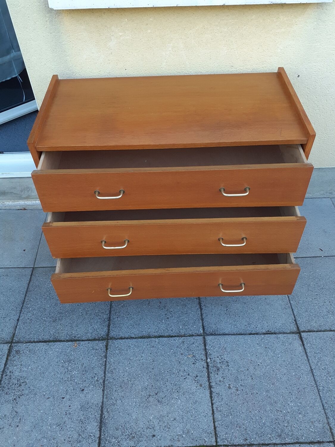 Vintage chest of drawers