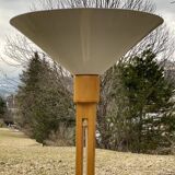 Vintage 1980s Scandinavian floor lamp in pine and white lacquered metal.