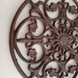Trivet in cast iron