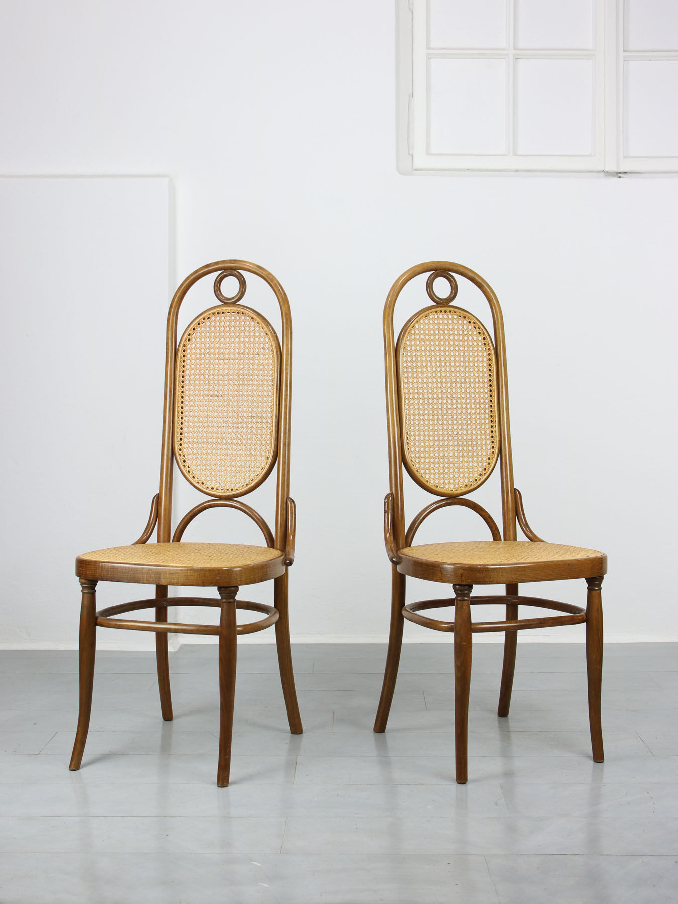 Paire de chaises à manger Thonet 207R vintage