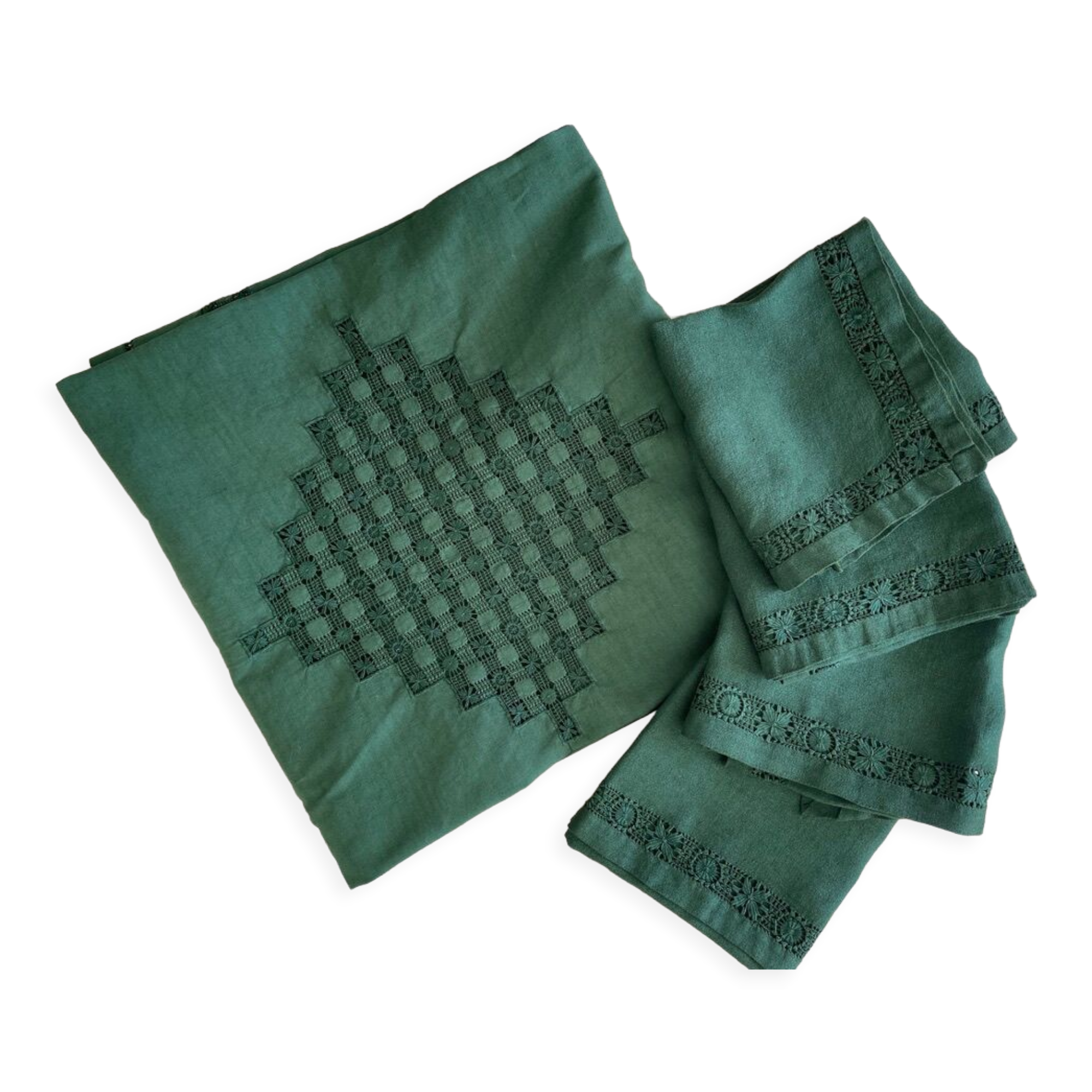 Convent tablecloth and its 4 openwork towels tinted fir green - 115x115cm -mixed linen & cotton