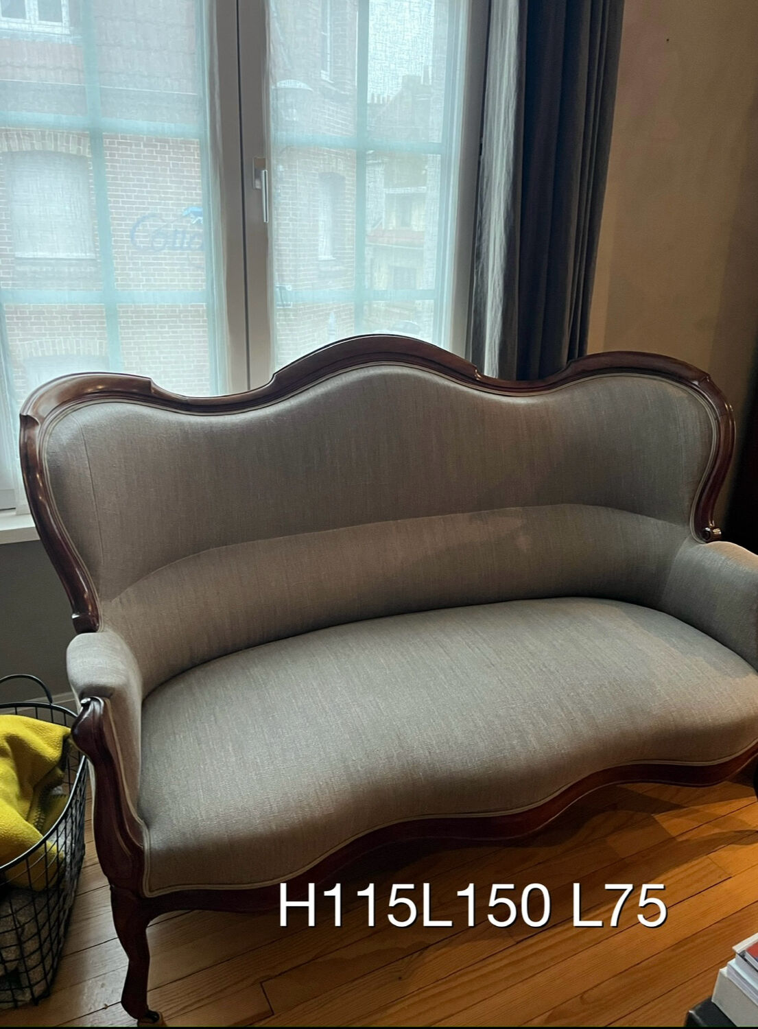 Louis Philippe mahogany canapé