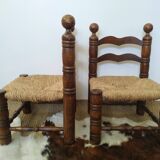 Pair of low-mulched chairs