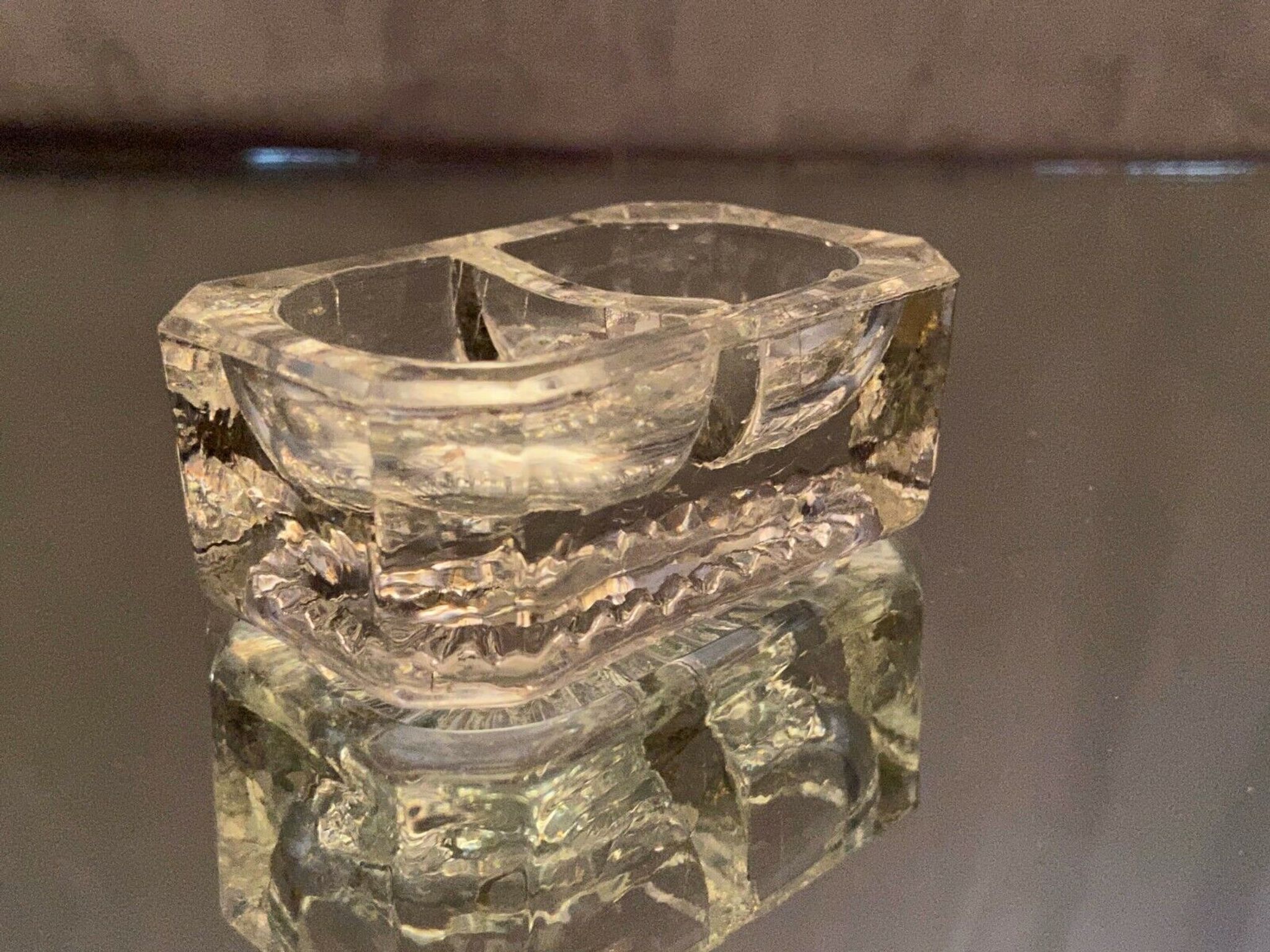 Double crystal salt dish