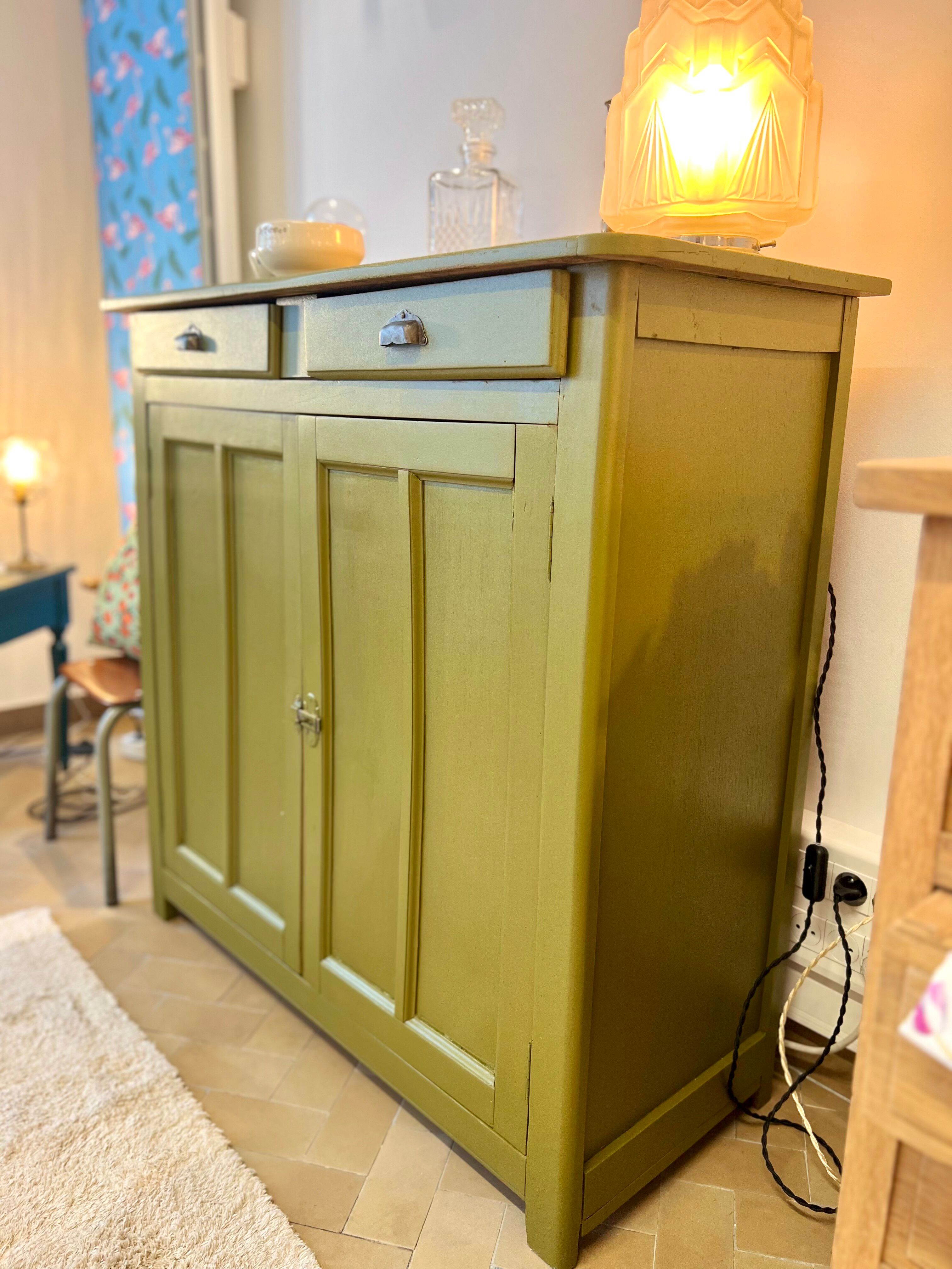 Renovated Parisian buffet