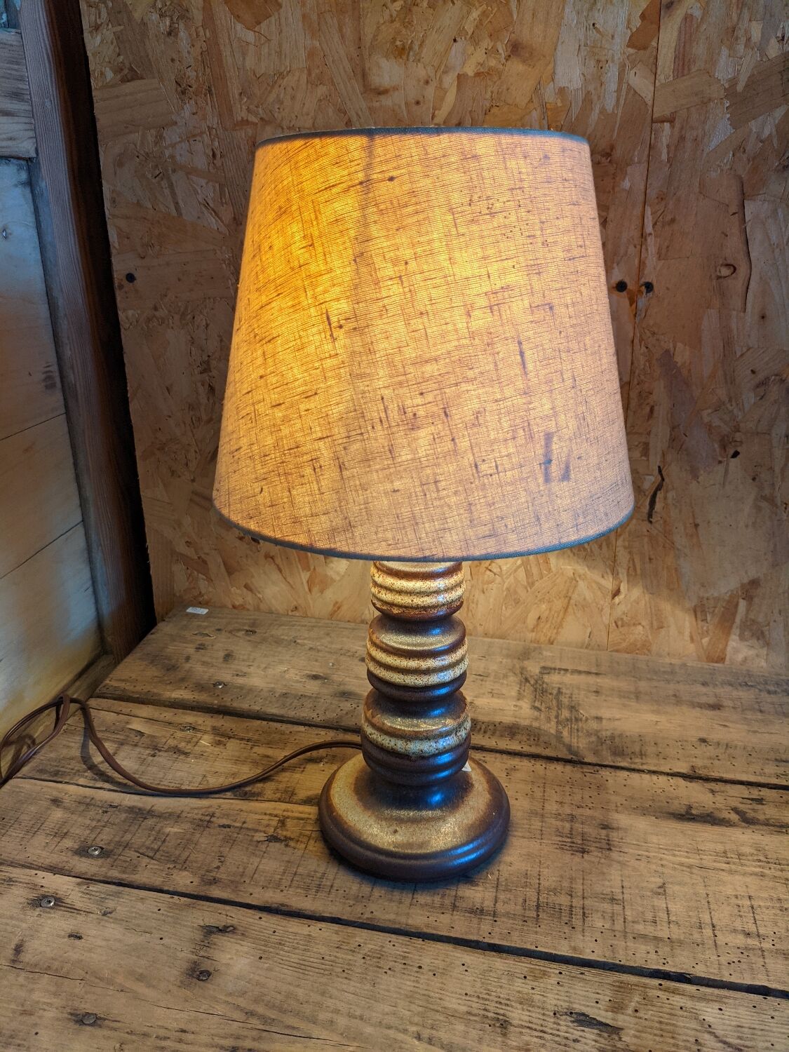 Ceramic lamp