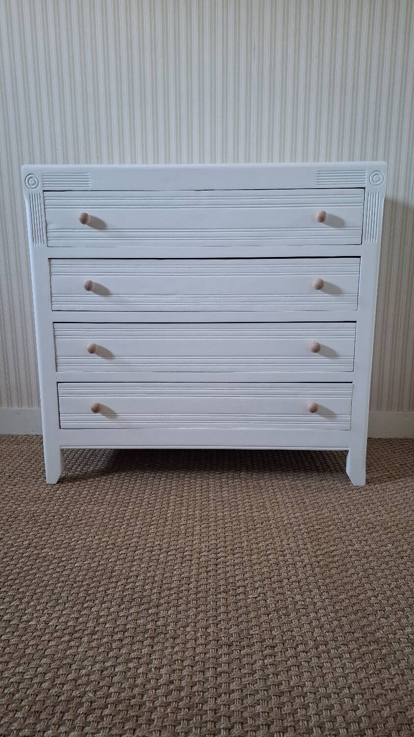 1940s chest of drawers