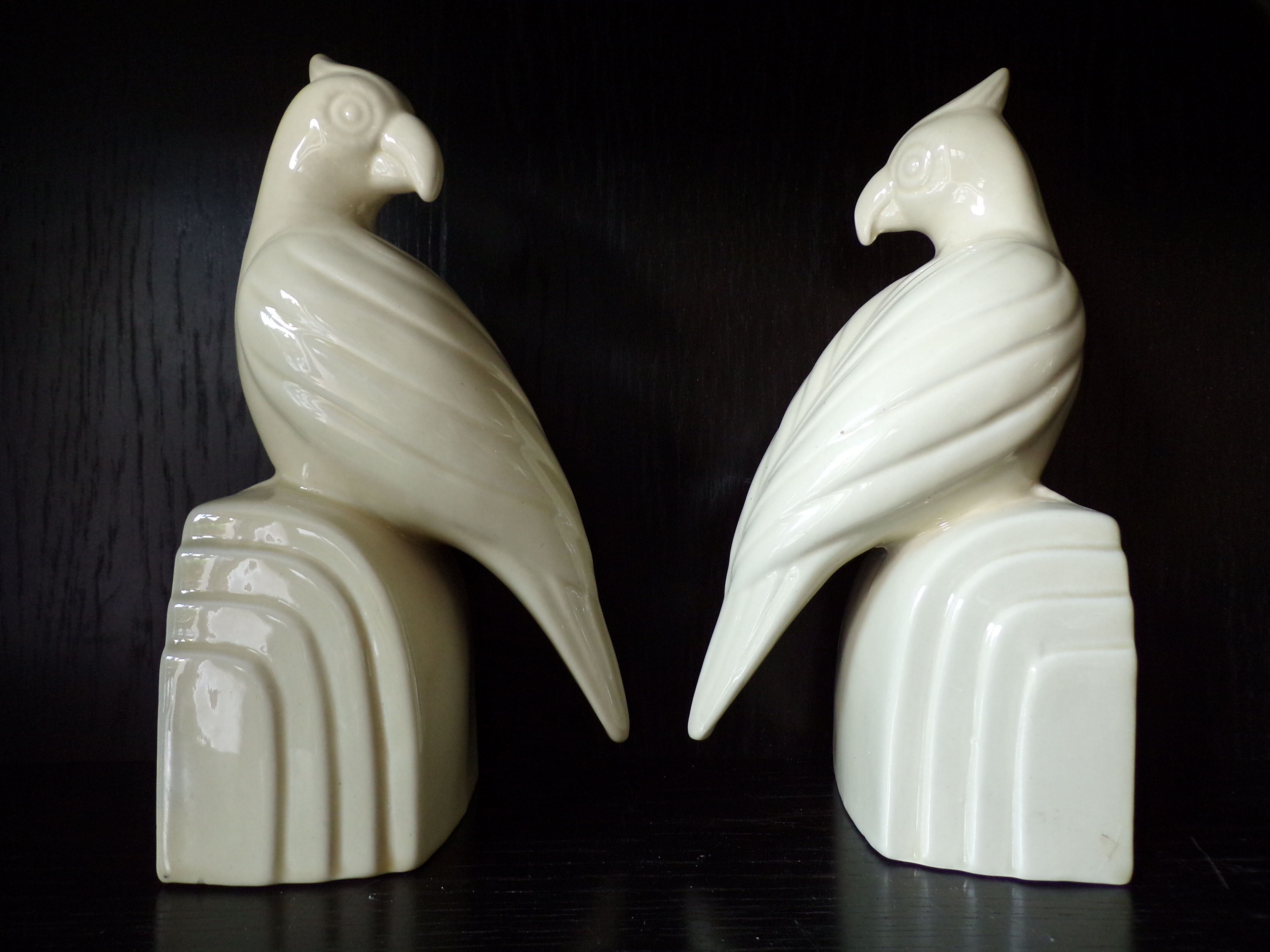Pair of ceramic parrot bookends