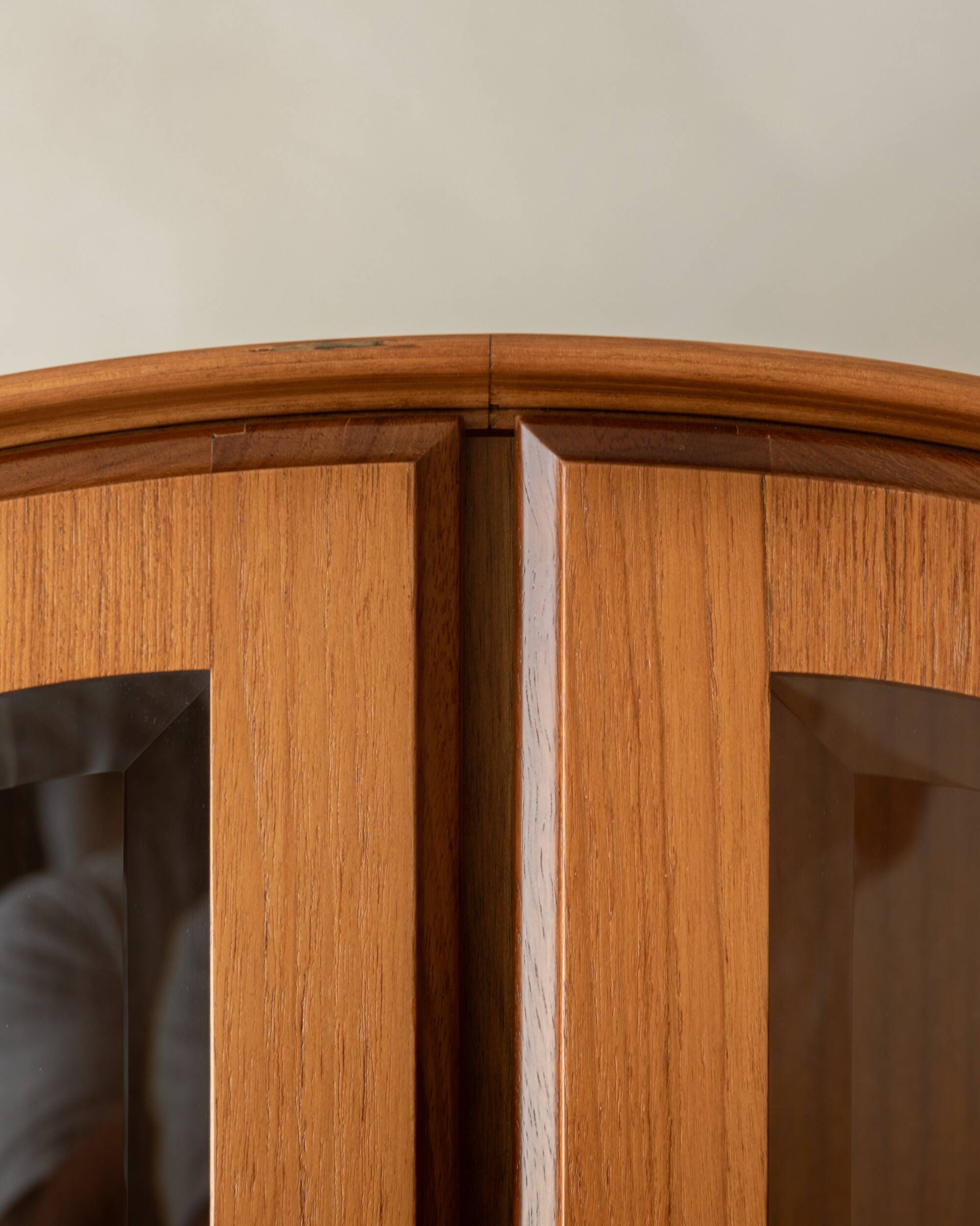 Mid Century Arched Display Cabinet by Brinkmann, 1980s