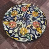 Decorative ceramic plate
