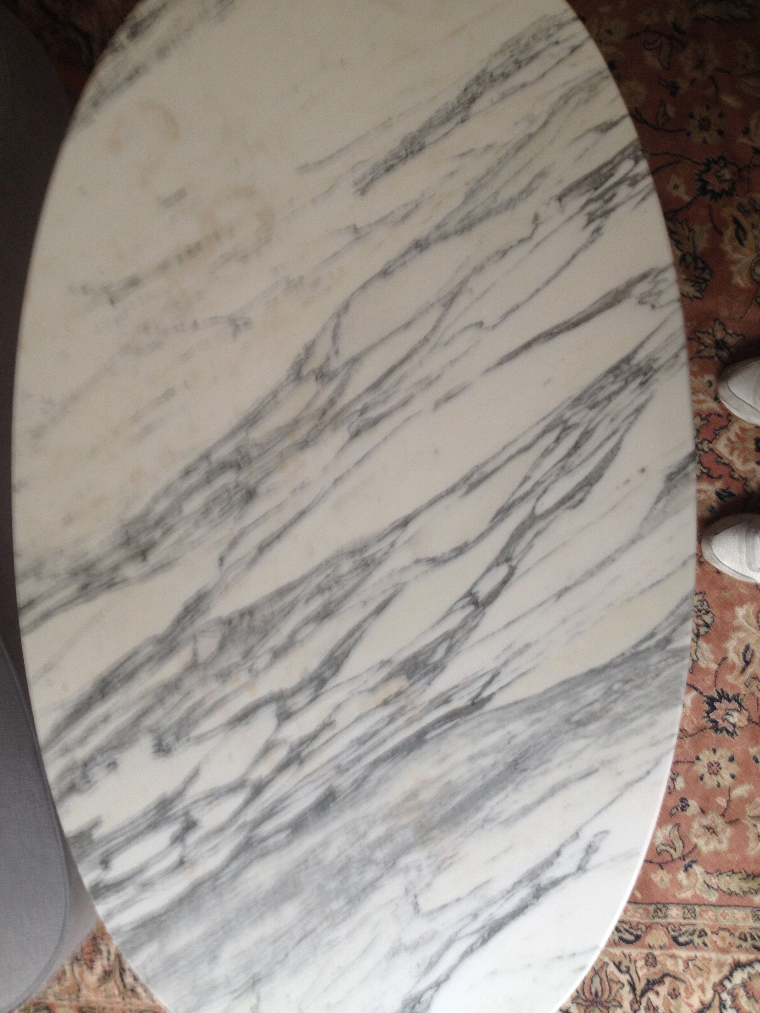 Table basse en marbre