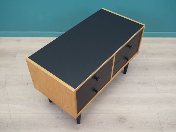 Commode en frêne, design danois, années 70, production : Danemark