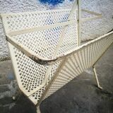 Magazine rack in lacquered white openwork iron