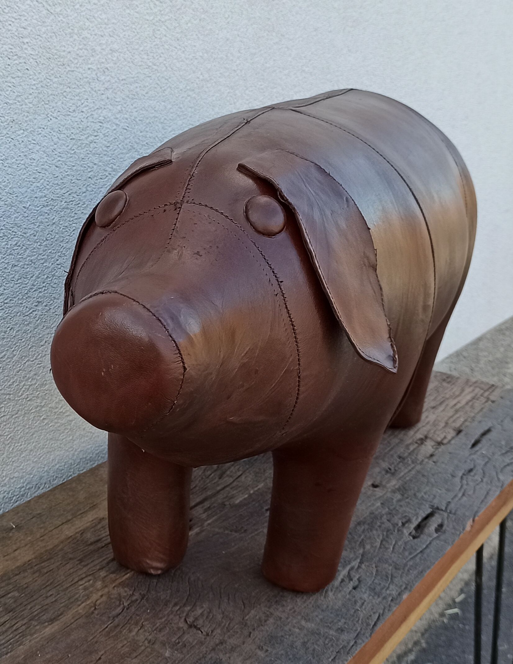Leather pig