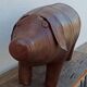 Cochon en cuir