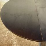 Round dining table with extension cord
