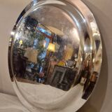 Round serving platter in silver-plated metal