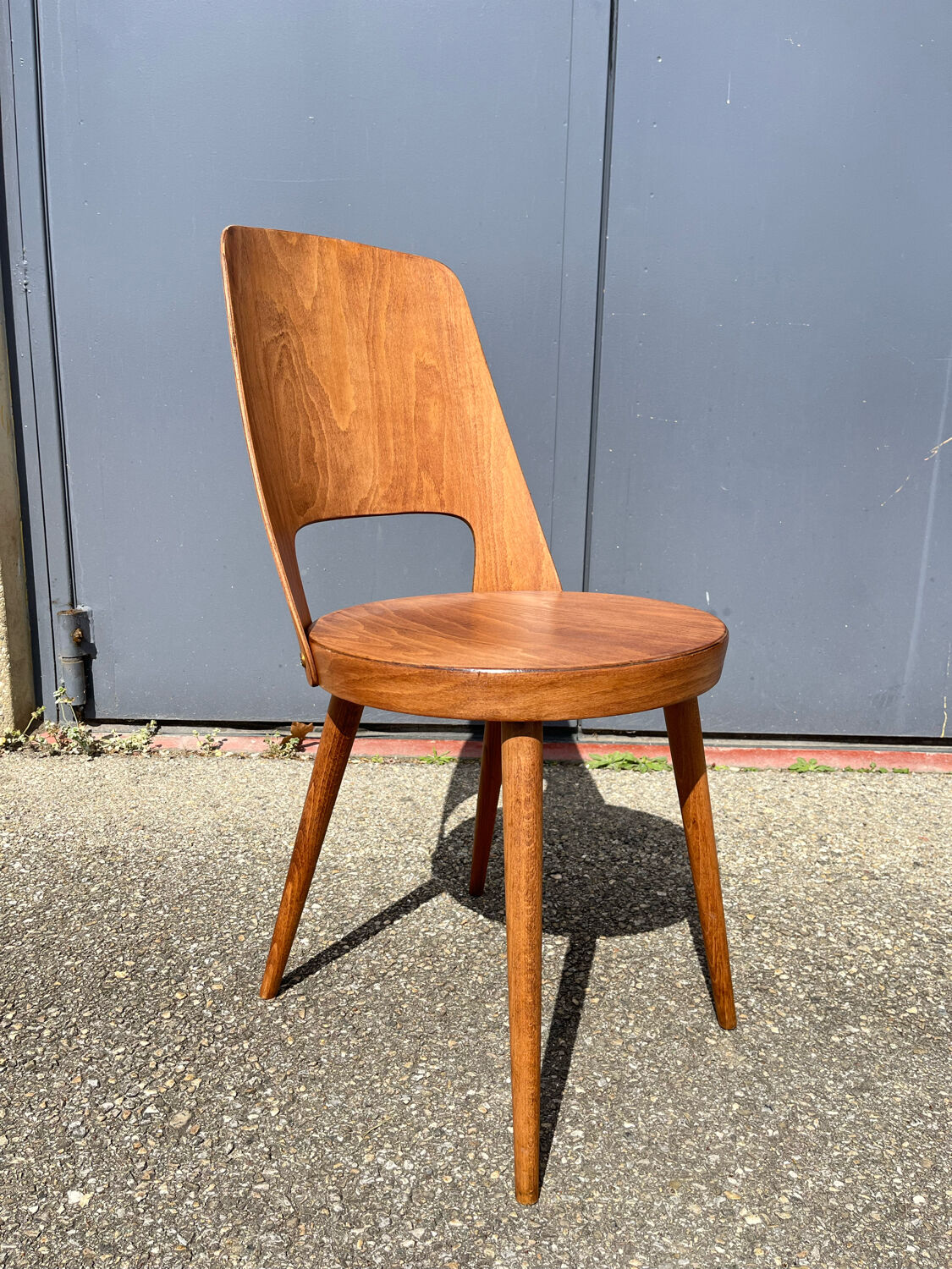 Pair of Mondor chairs by Baumann