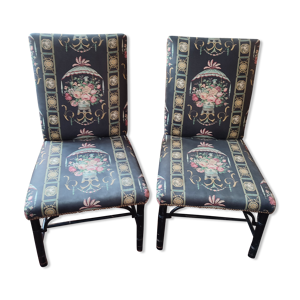 Paire de larges chaises