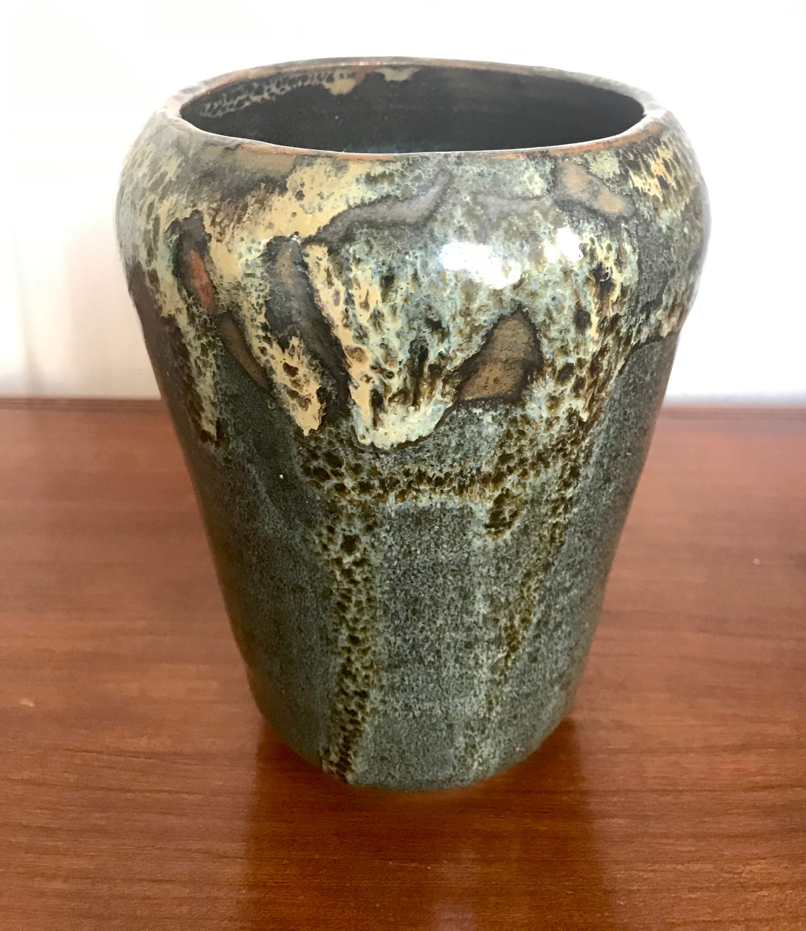 Ceramic vase