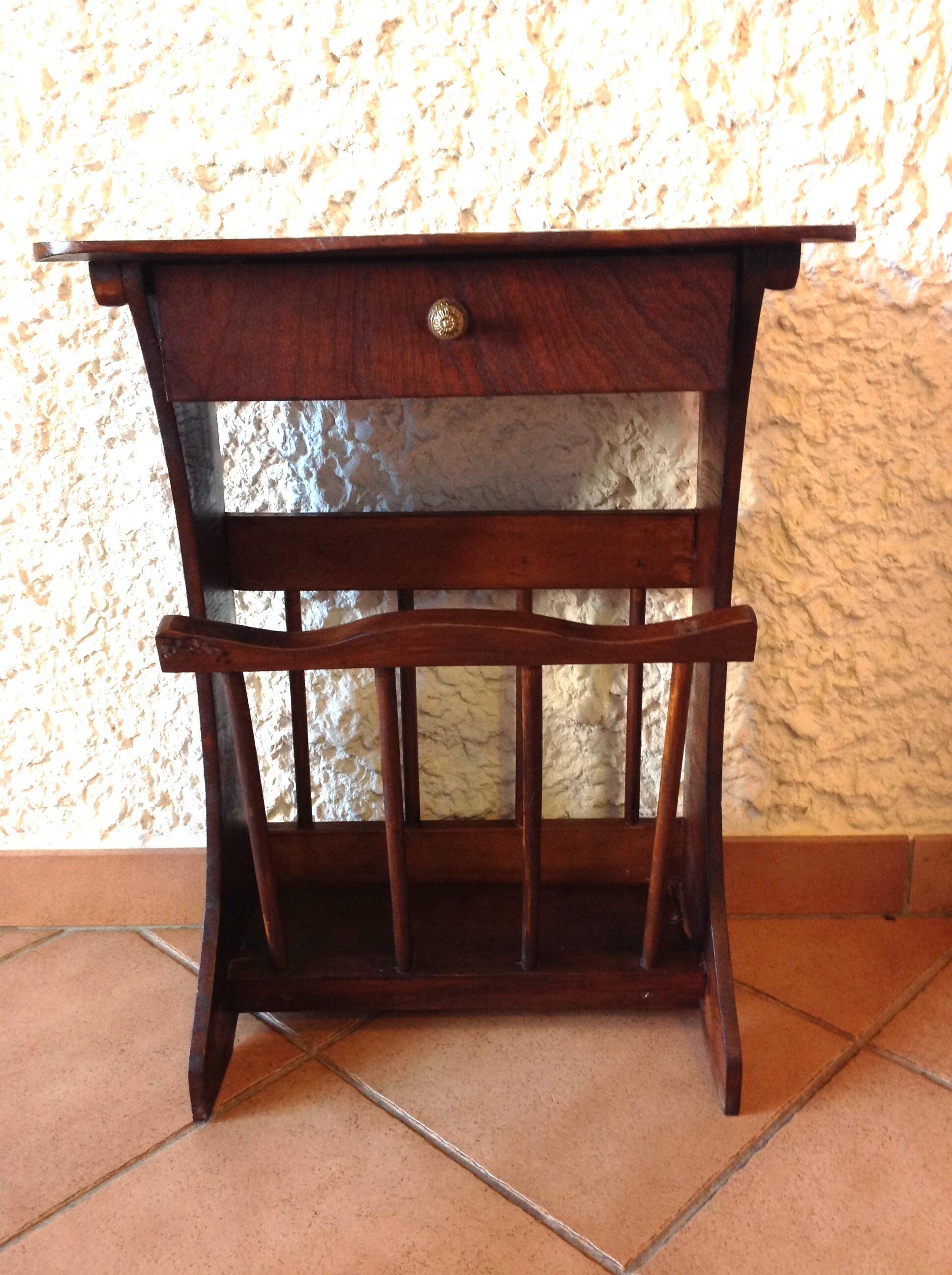 Magazine holder in varnished wood / vintage 60s