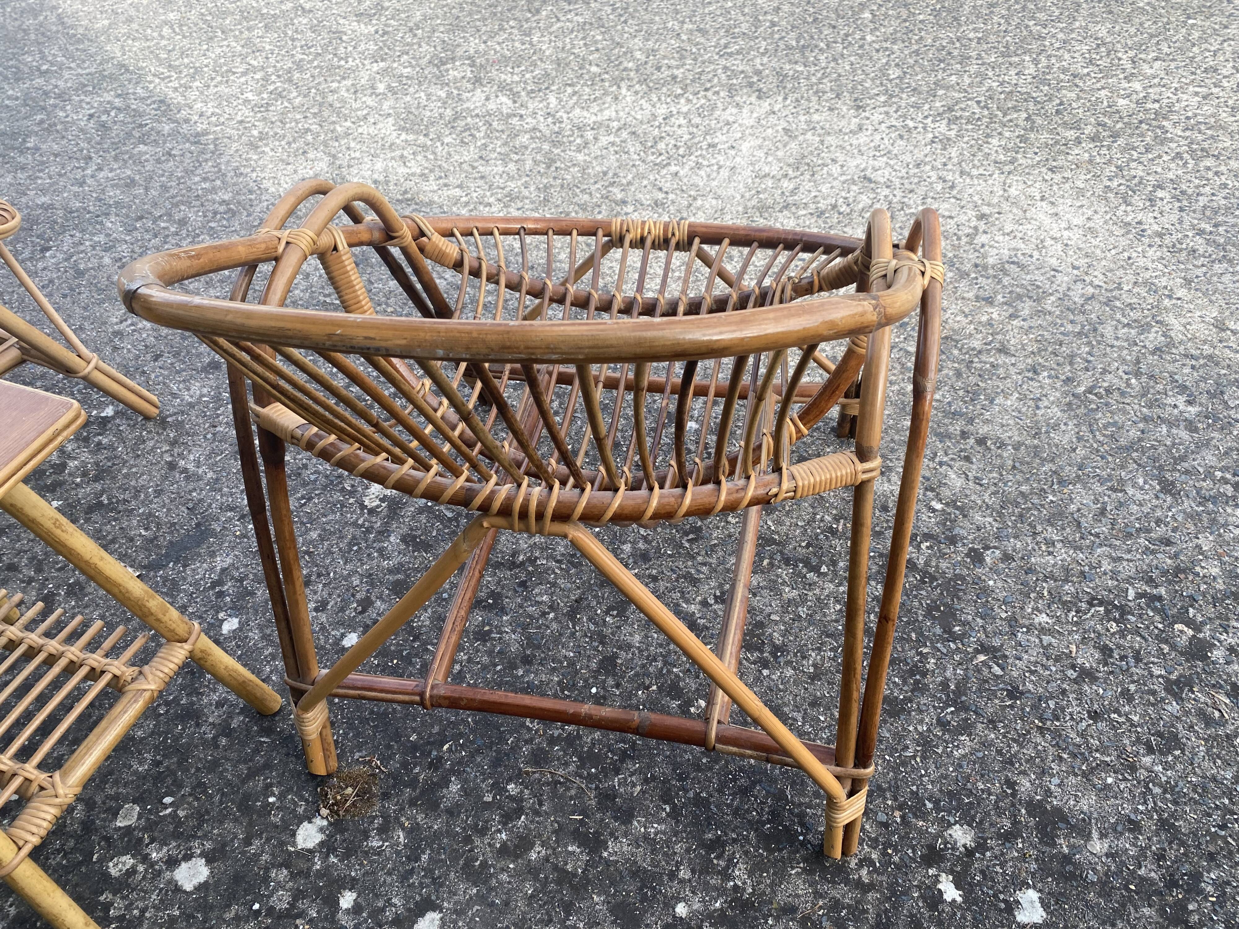 Set of 2 vintage shell chairs from the 1950s.