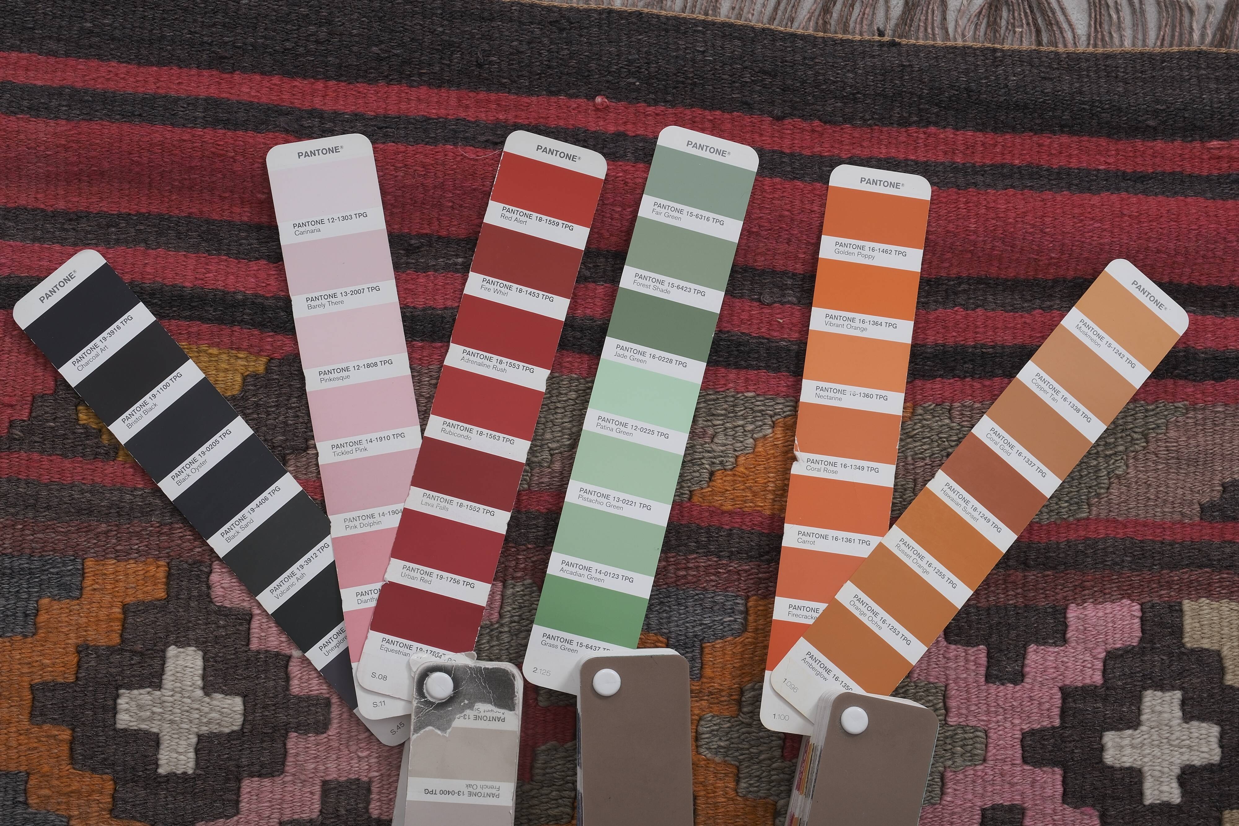 Vintage Turkish Oushak Handwoven Rug 77x387 cm