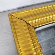 Miroir doré