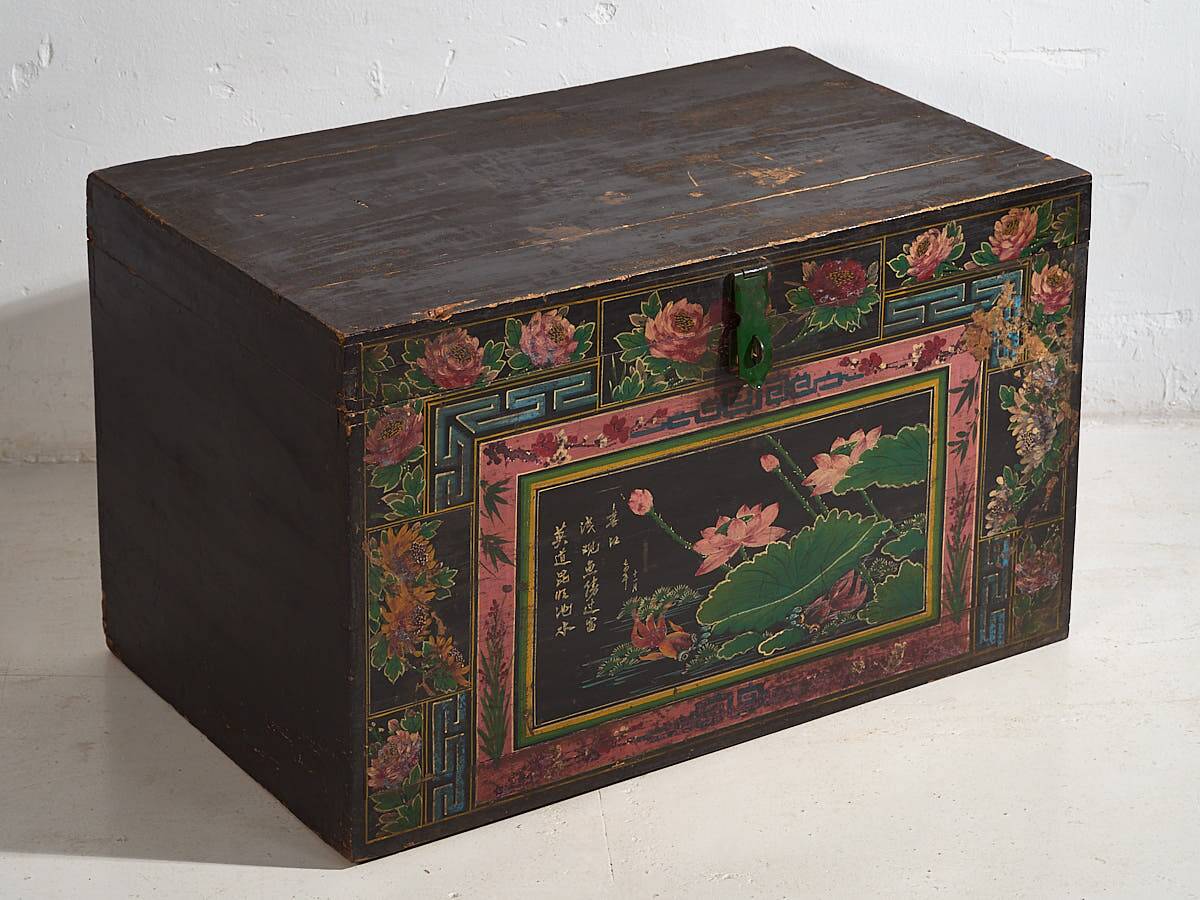 Antique oriental trunk with lotus flower paintings (c.1900)