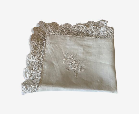 Taie broderie