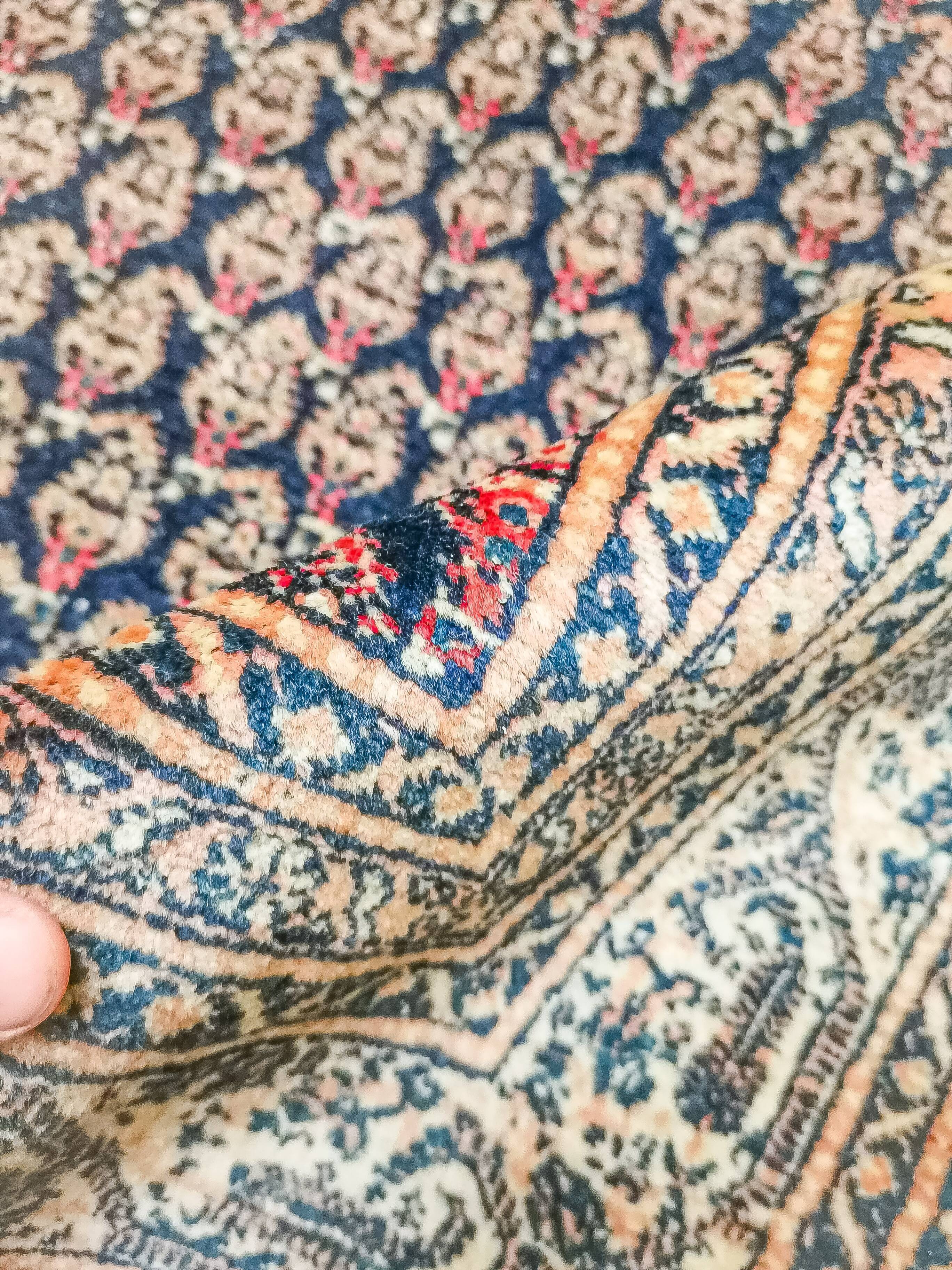 Ancient handmade Persian Oriental rug Myr 1.90 x 1 .40 m