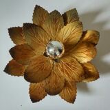 Vintage flower wall lamp