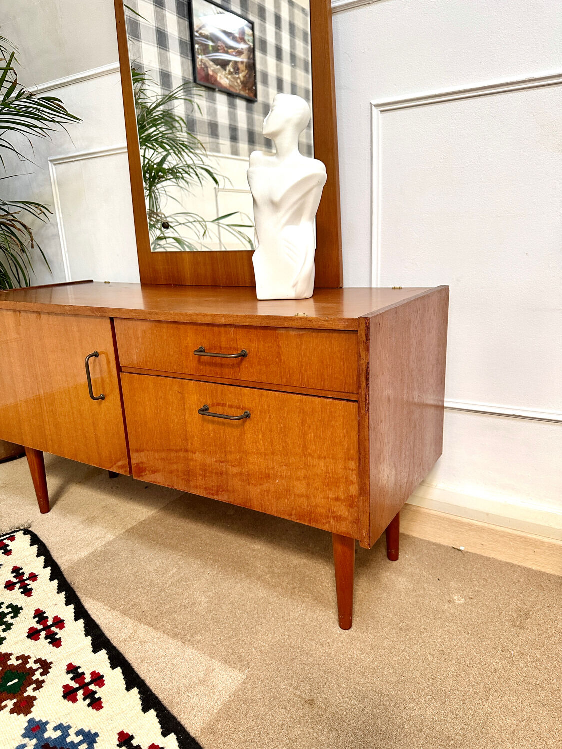 Vintage dressing table