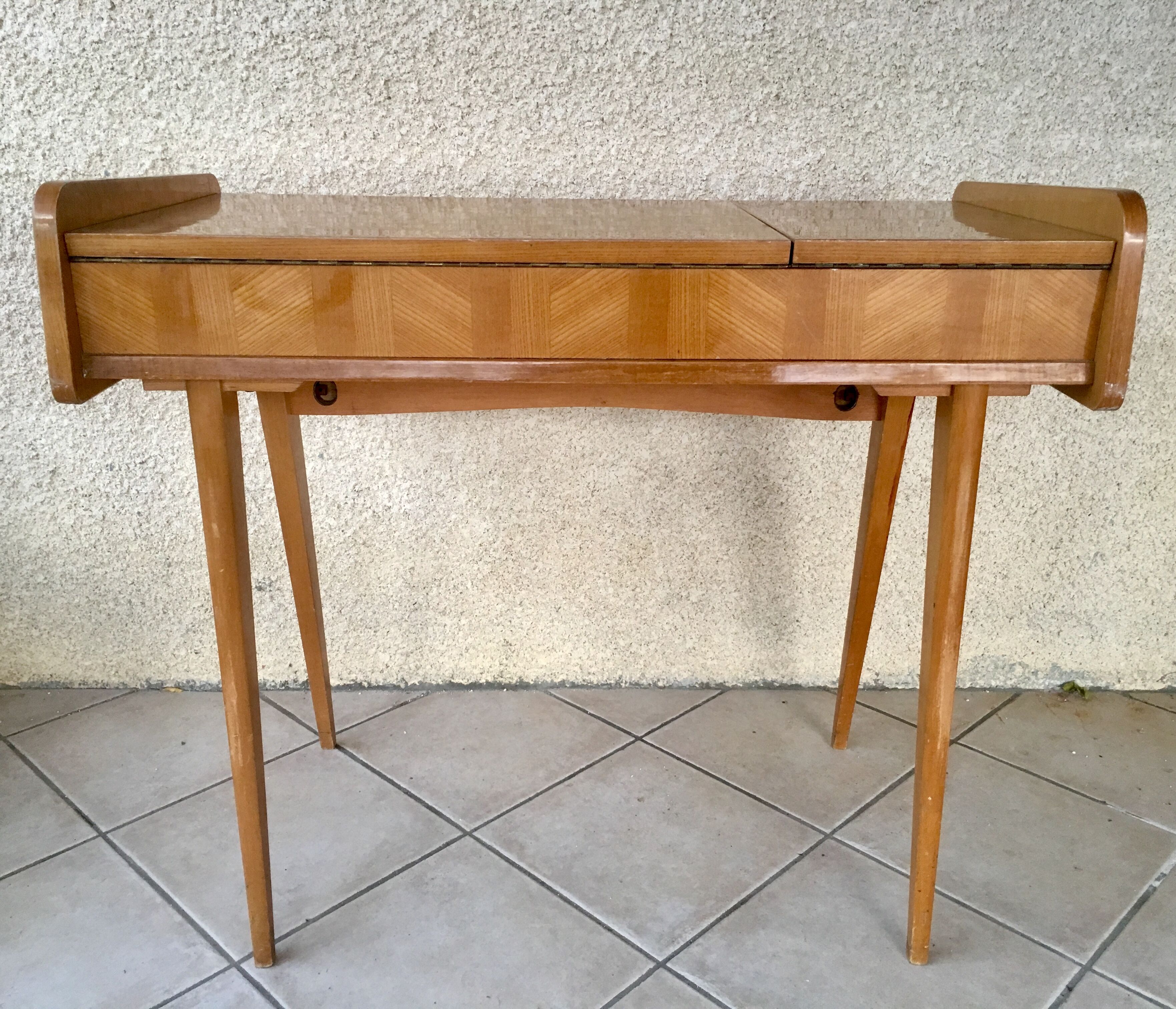 Scandinavian Vintage vanity