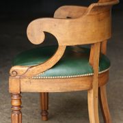 Restoration chair of the national collections. Stamped.