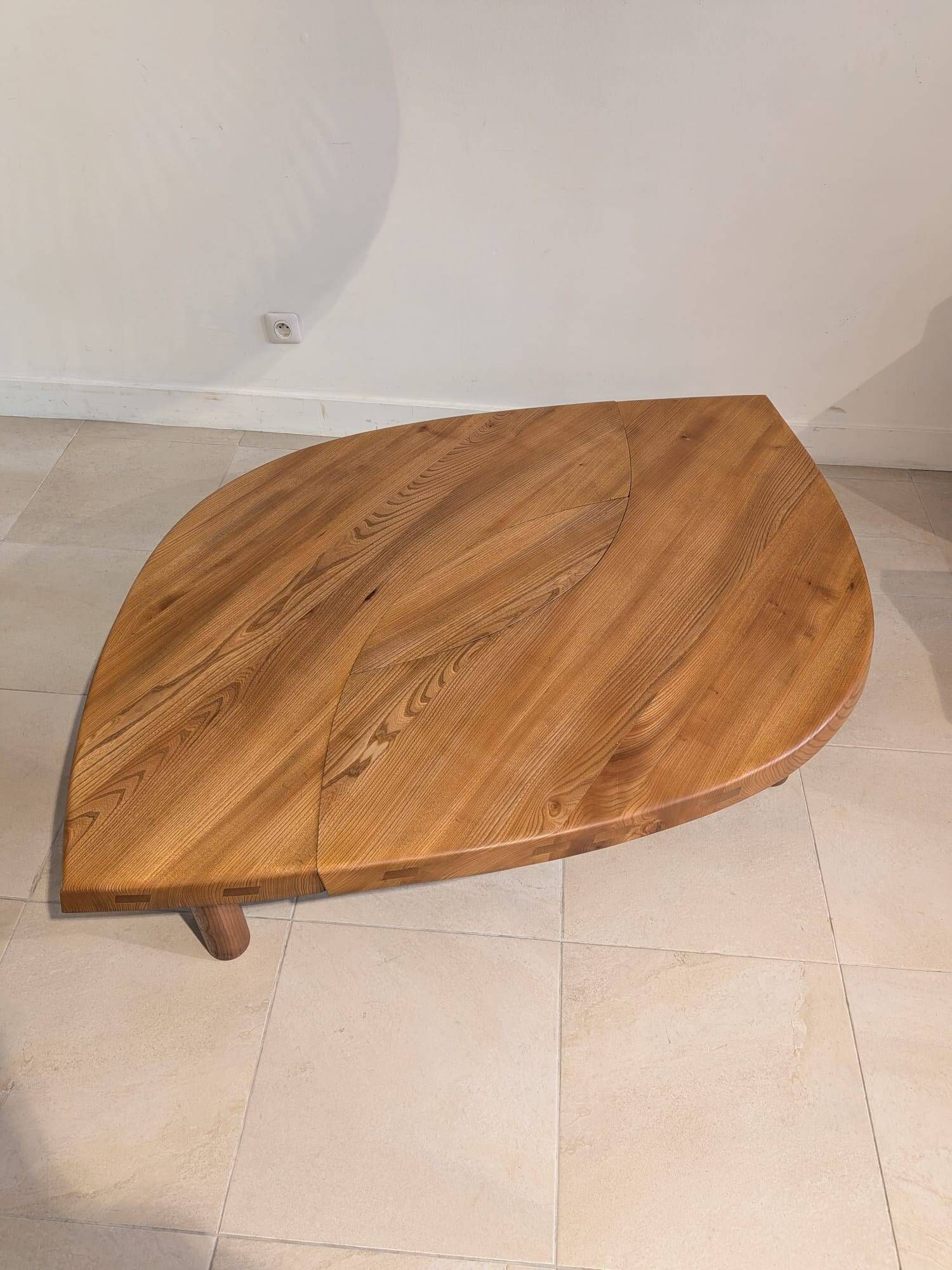 Table basse T22C par Pierre Chapo