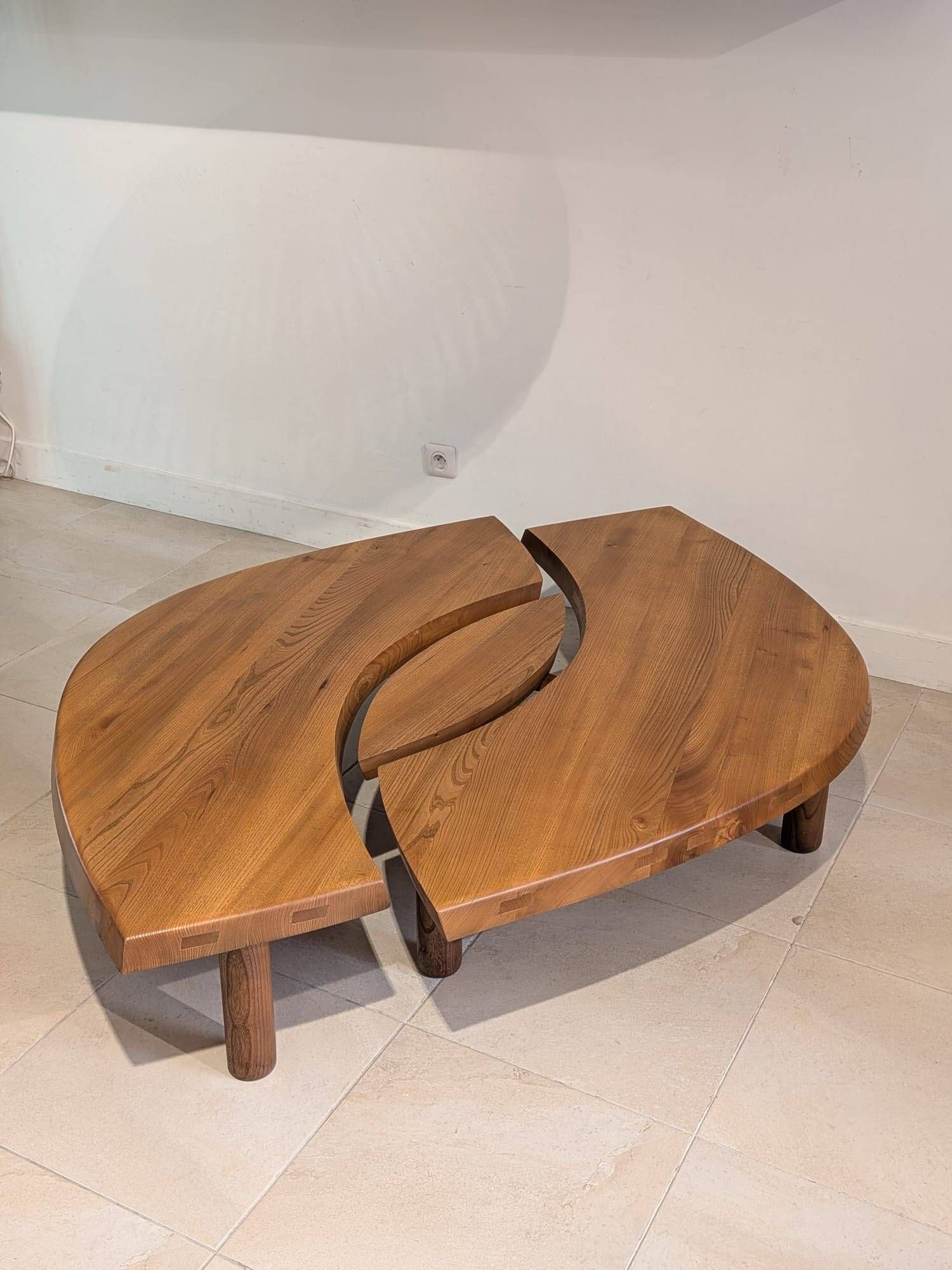 Table basse T22C par Pierre Chapo