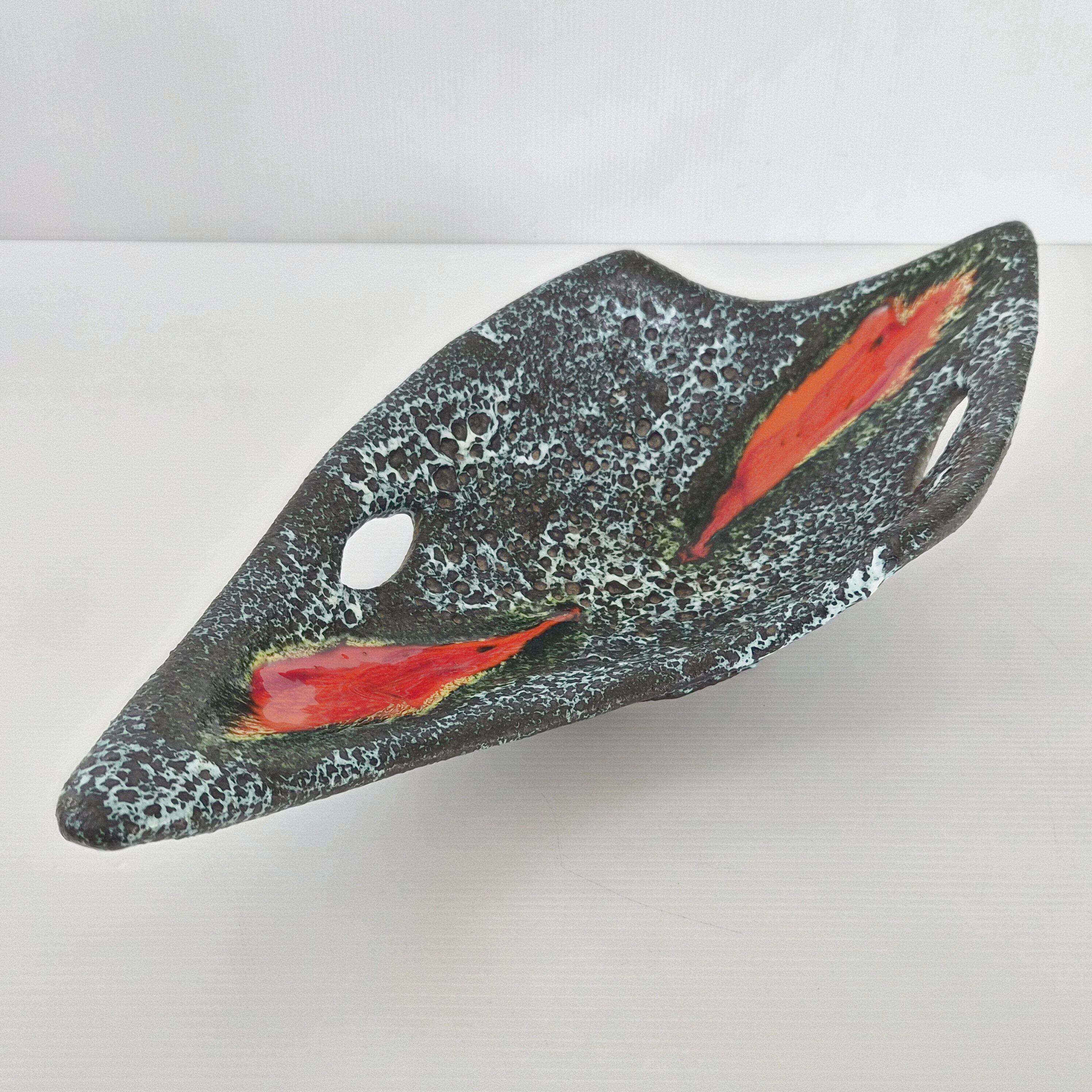 Vintage 1960s fruit bowl, ceramic Fat Lava, signed Vallauris.