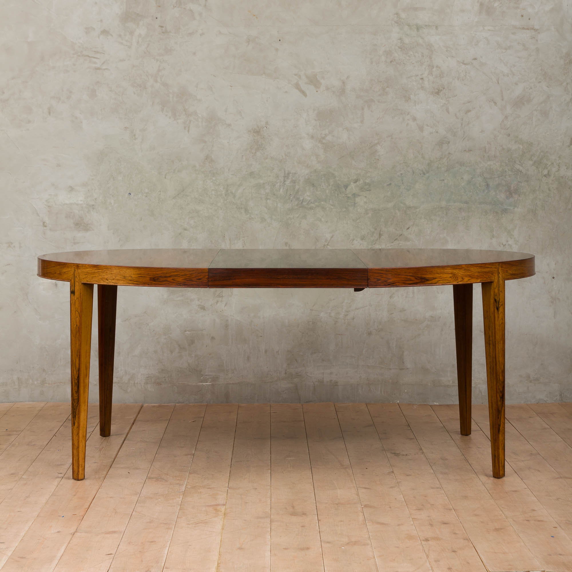 Severin Hansen Jr. rosewood extension table with 4 leaves