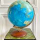 Mappemonde globe terrestre lumineux