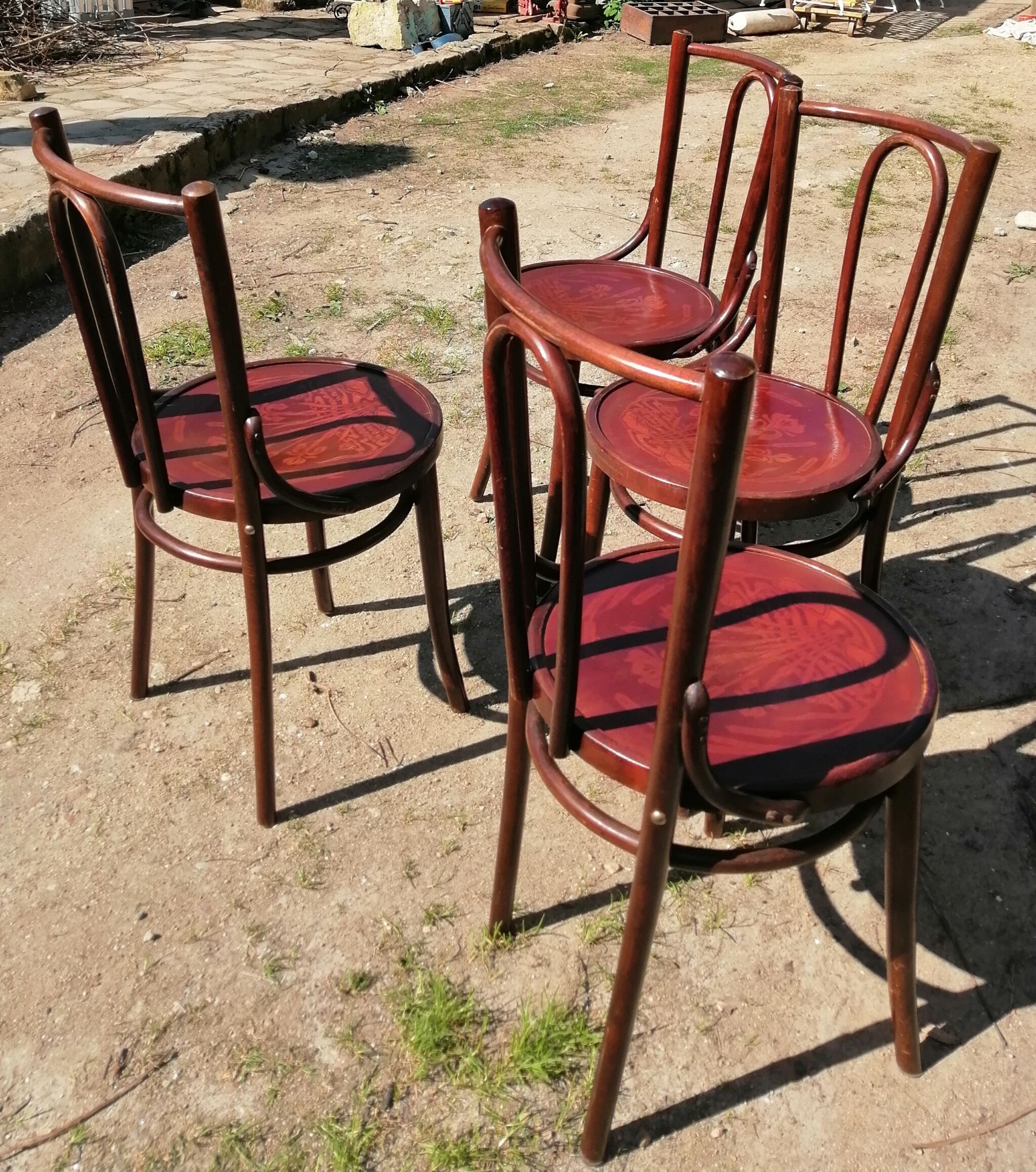 Paire de chaises bistrot en bois courbé